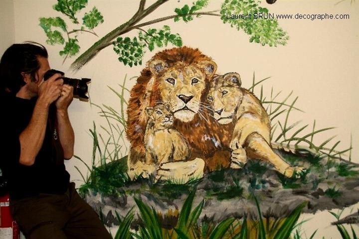 peinture murale d'une famille de lions