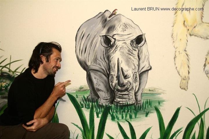 peinture murale d'un rhinocéros d'afrique