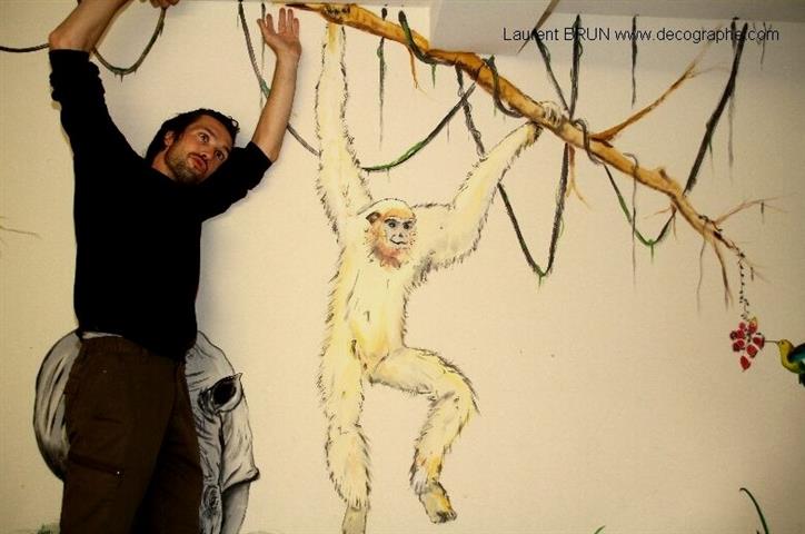 peinture murale d'un gibbon