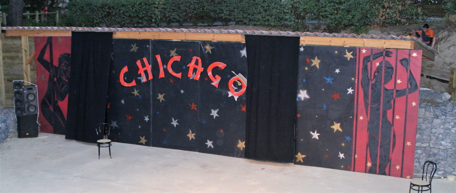 décor d'un spectacle cabaret sur chicago